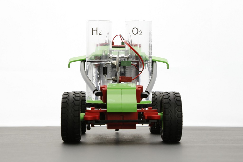H2 Fuel Cell Car